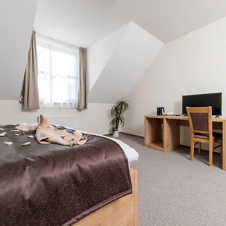 Atrium Restauracia A Guest house Trencianska Tepla